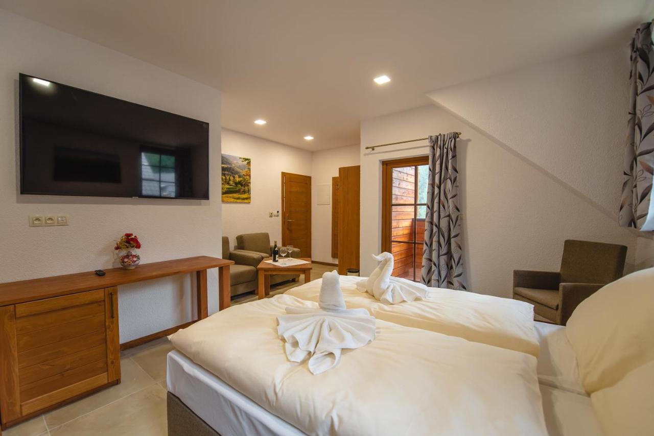 Wellness Hotel Ondrasuv Dvur Била Экстерьер фото
