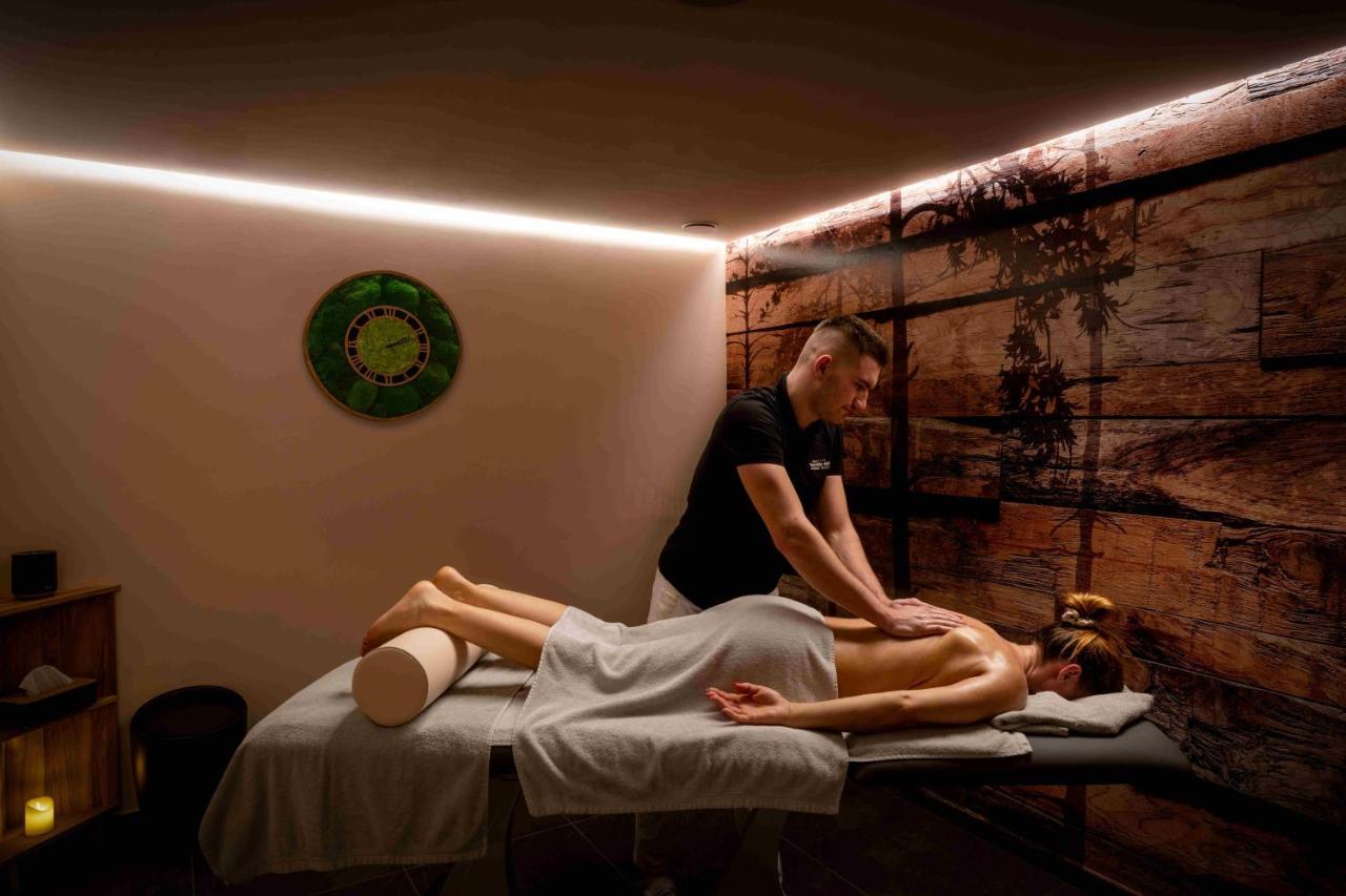 Wellness Hotel Ondrasuv Dvur Била Экстерьер фото